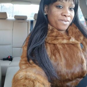 Meet your Posher, Lovely